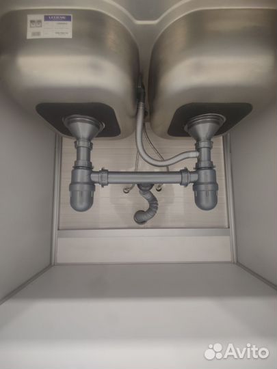 Раковина двойная с тумбой