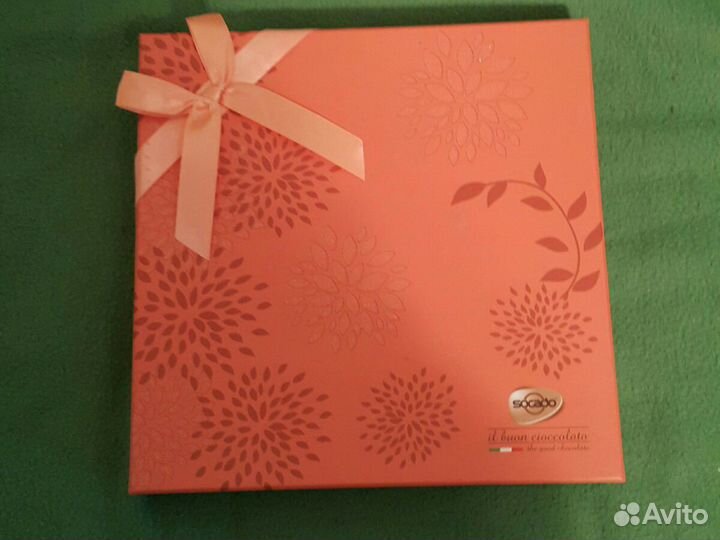 Коробка для подарка