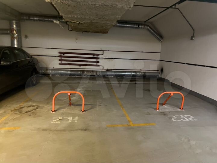 Машиноместо, 14 м²
