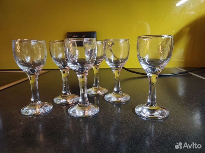 Рюмки на высокой ножке 50 мл с коробкой