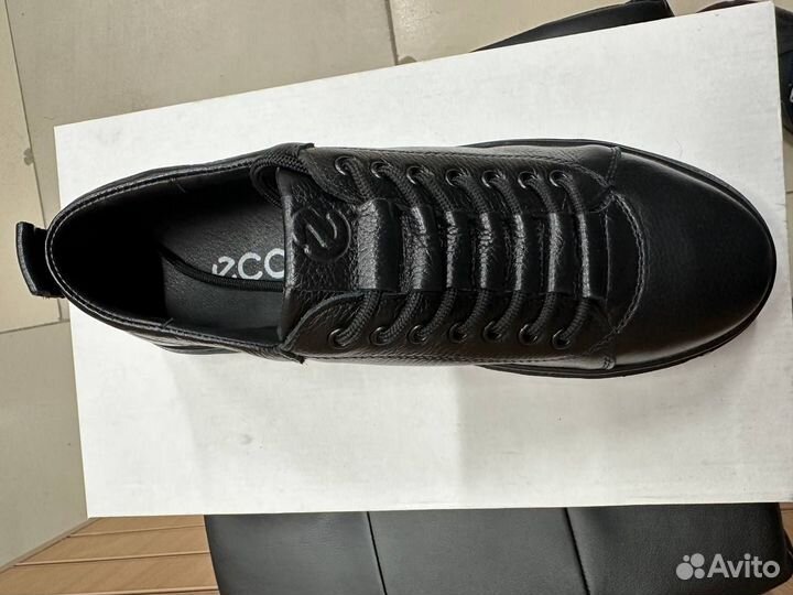 Кроссовки ecco черные