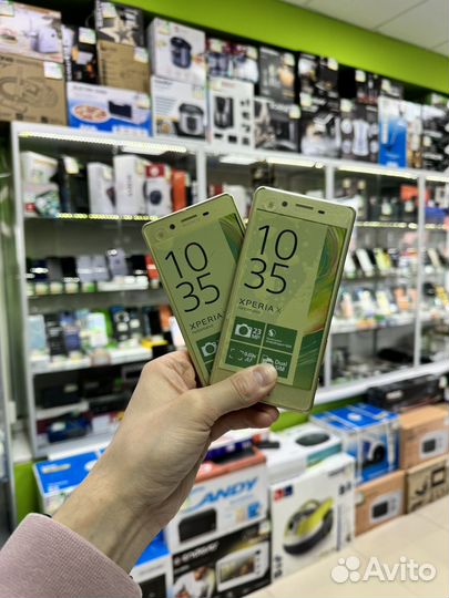 Sony Xperia X, 3/64 ГБ