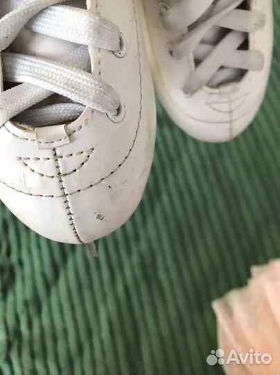 Коньки фигурные