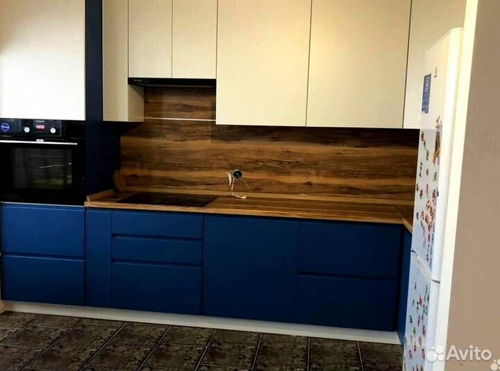 Современный кухонный гарнитур под ключ