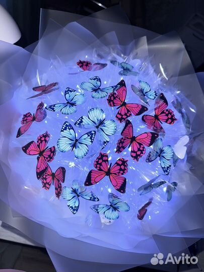 Букет с бабочками