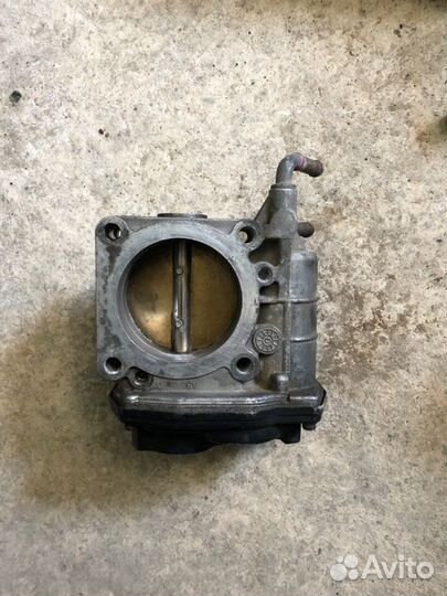 Дроссельная заслонка Nissan Qashqai