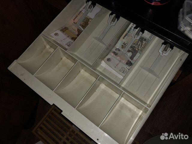 Лоток для денег