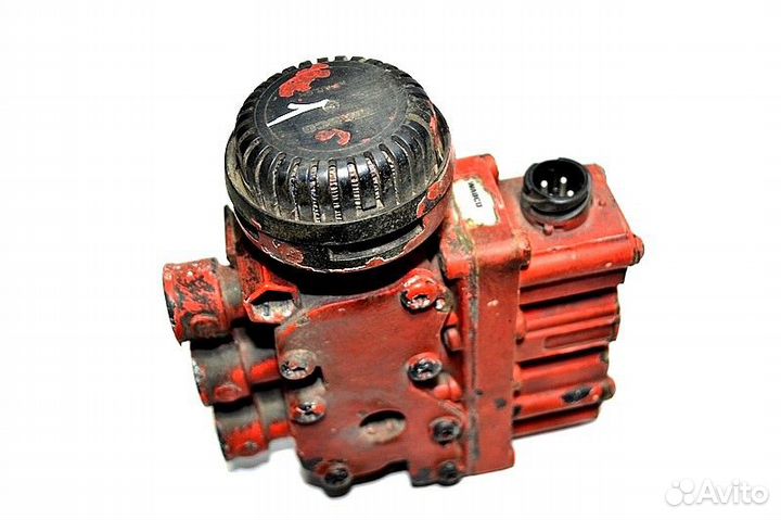 Главный кран уровня пола volvo FH16 (01.93)