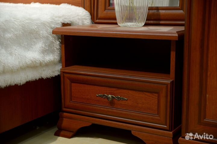 Тумба прикроватная Кентаки. Каштан