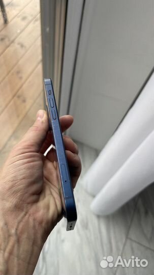iPhone 12, 64 ГБ