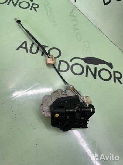 Замок задний левый Volkswagen Touareg 7P 3.0D crca