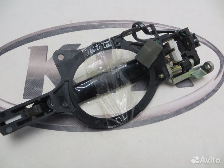 Ручка двери передняя левая Mitsubishi Outlander 3