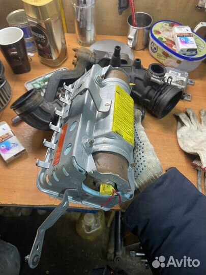 Подушка безопасности пассажира Toyota Avensis 2