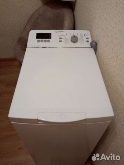 Стиральная машина с вертикальной загрузкой