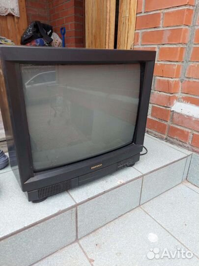 Телевизор б/у