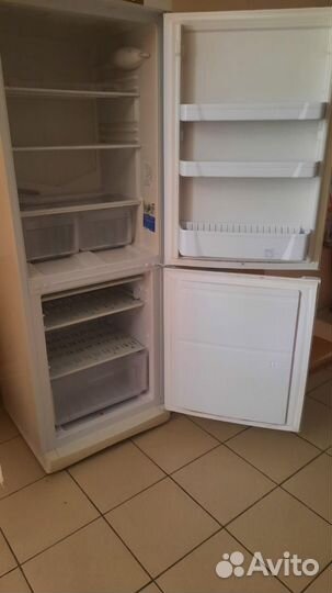 Холодильник indesit