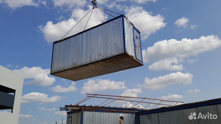 Бытовка б/у, вагончик металлический для проживания