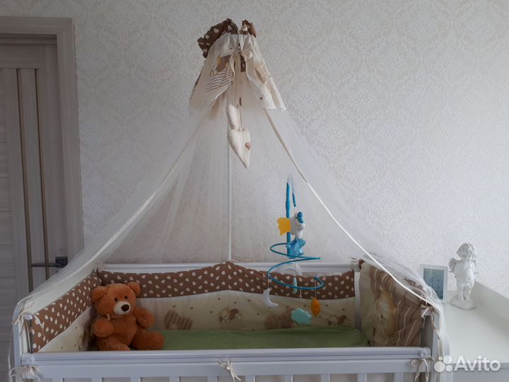 Бортики и балдахин в кроватку