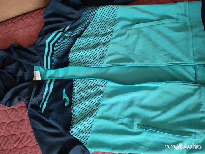 Спортивный костюм на подростка 170