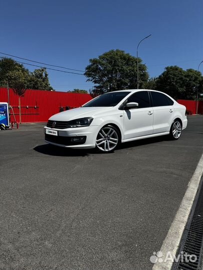 Volkswagen Polo 1.6 AT, 2016, 230 000 км