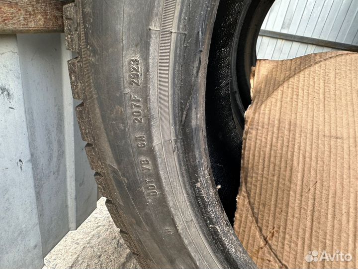 Pirelli Winter Ice Zero 255/45 R20 105H