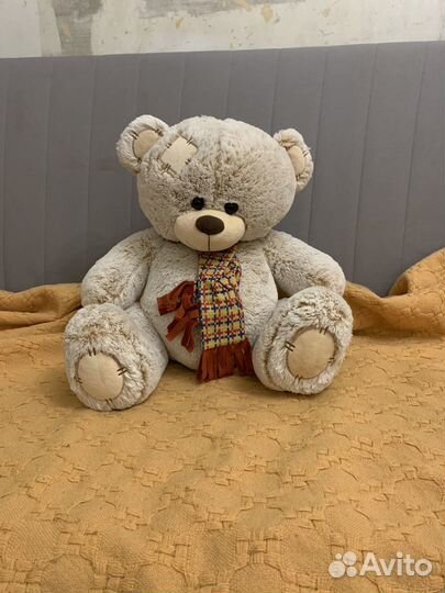 Плюшевый медведь