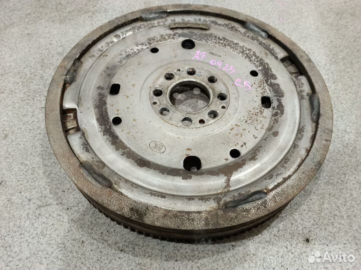 Двухмассовый маховик DSG 7 для 1.8 CJS Octavia A7