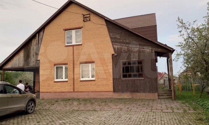 Дача 362,6 м² на участке 15 сот.