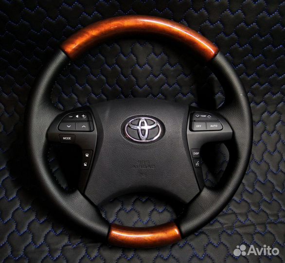 Руль на toyota camry 40 в сборе