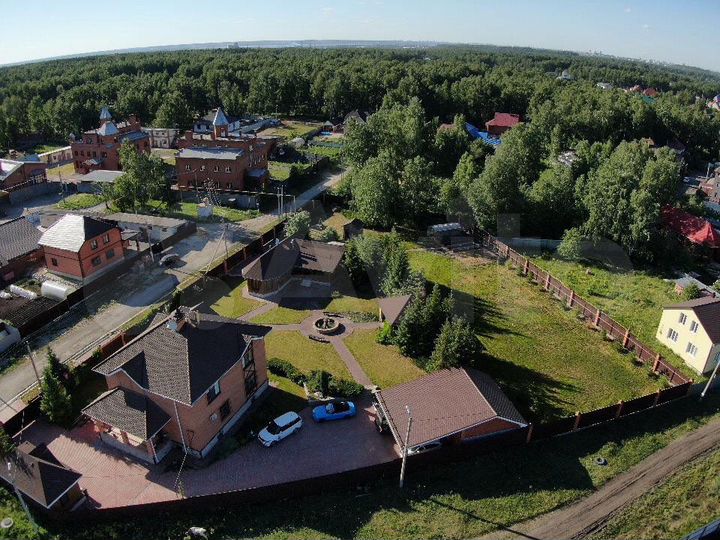 Коттедж 600 м² на участке 50 сот.