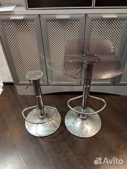 Барный стул + основание