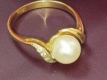 Золотое кольцо 585 пробы с жемчугом 17 р