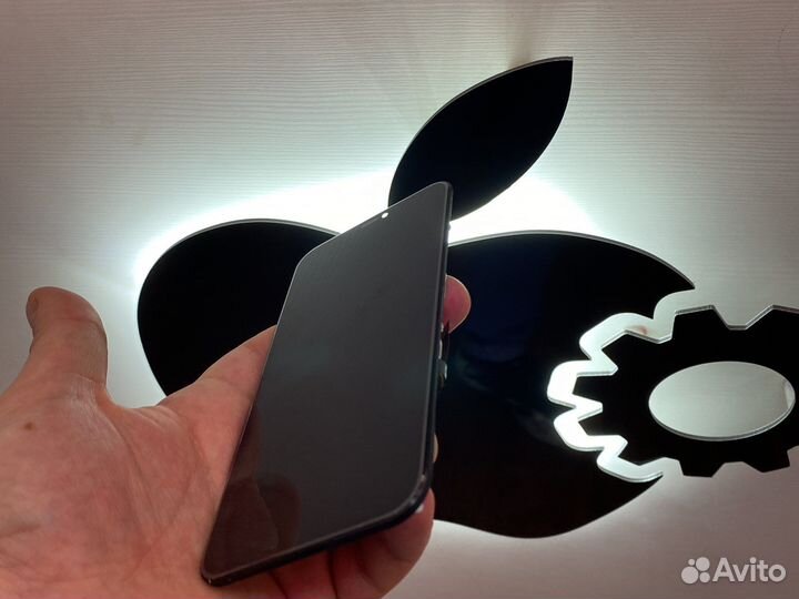 Дисплей на iPhone 11