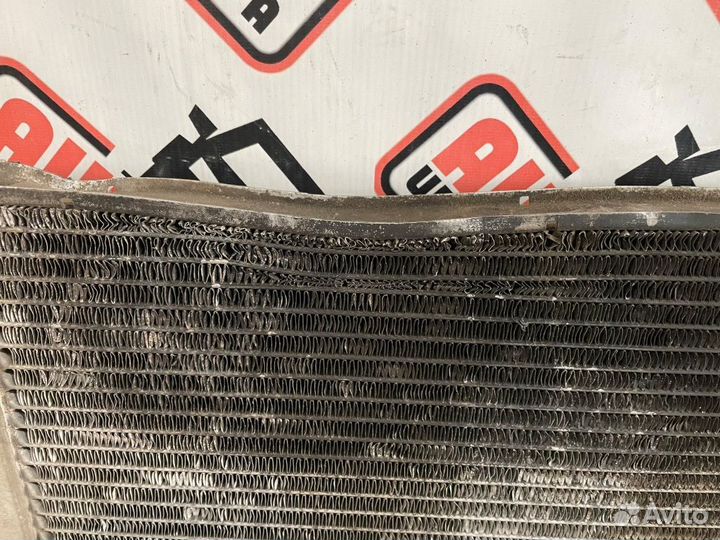 Радиатор основной BMW 7 e65/66 3.6 дефект