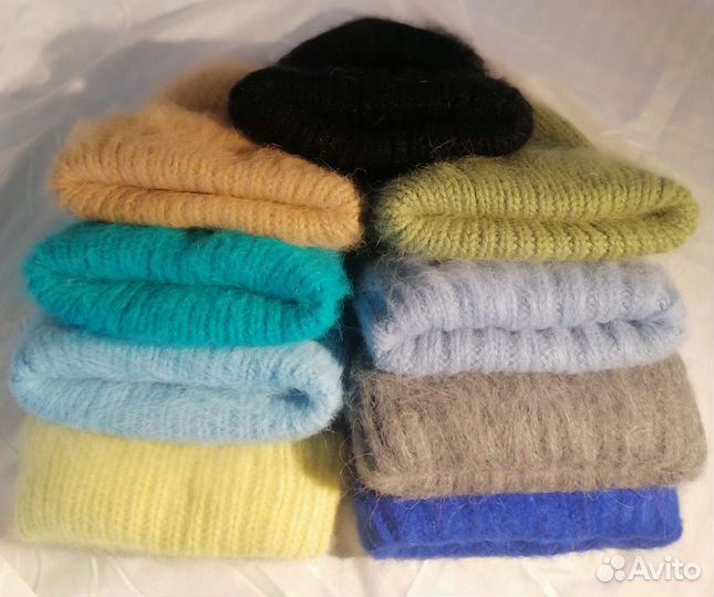 Шапки вязанные из пуха норки ручная работа