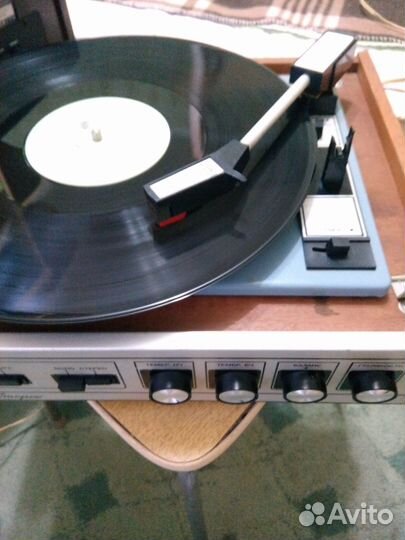 Электрофон Аккорд стерео 201