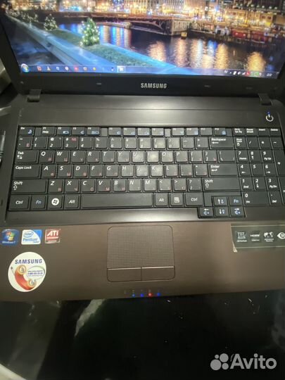 Ноутбук Samsung r540