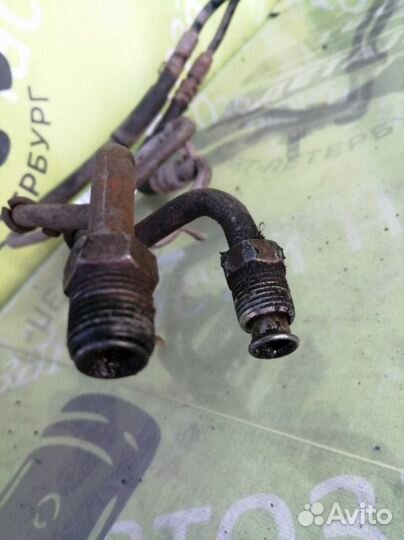 Трубка гур Mazda 323 BG хетчбек 1.6 B6 1993