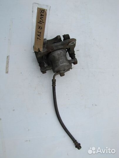 Суппорт задний правый Toyota RAV4