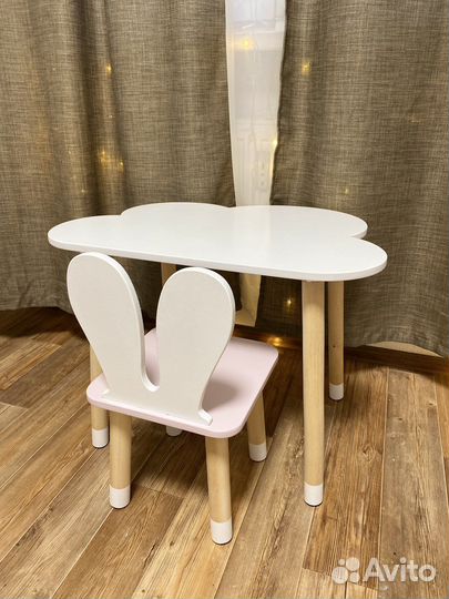 Стол с ящиком и стульчики микки
