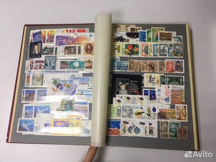 Альбом с иностранными марками