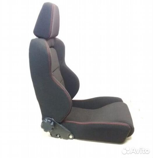 Спортивные сиденья ковши