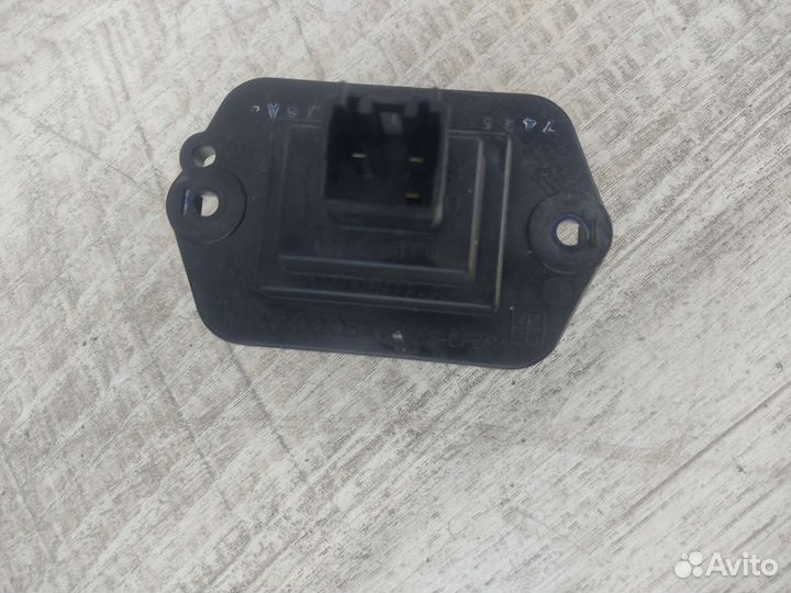 Резистор печки Mazda 6 GG CX-7 2 DE