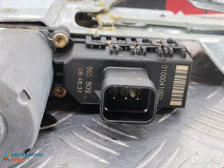 Стеклоподъемник передний левый Opel Astra F рест