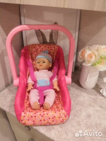 Малыш в переноске