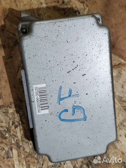 Блок управления АКПП Subaru Impreza GC GF