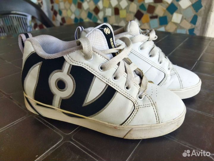 Кроссовки с колёсиком Heelys р. 34