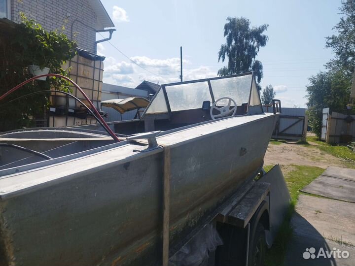 Лодка прогресс 4