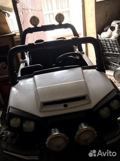 Детский электромобиль джип