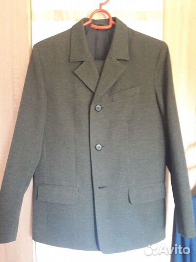 Школьный костюм